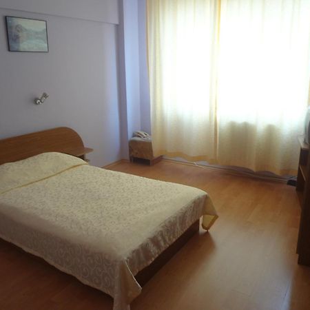 Paradise Hotel Madzharovo Zimmer foto