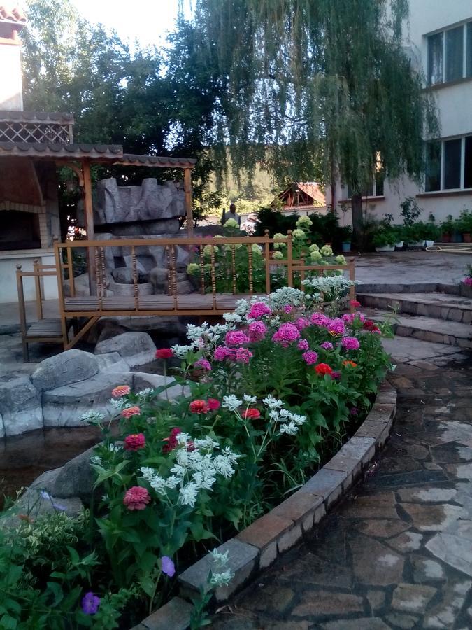 Paradise Hotel Madzharovo Exterior foto